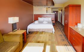 Canad Inns Destination Center Grand Forks 4*